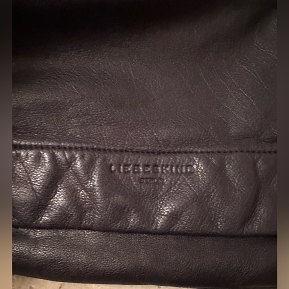 LIEBESKIND LEATHER CROSSBODY BAG! - Picture 3 of 9